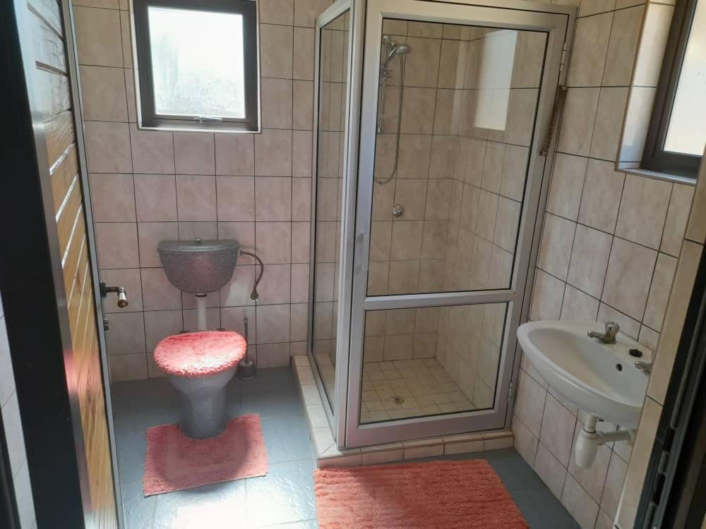 Ombo Rest Camp Hotel Okahandja Ngoại thất bức ảnh