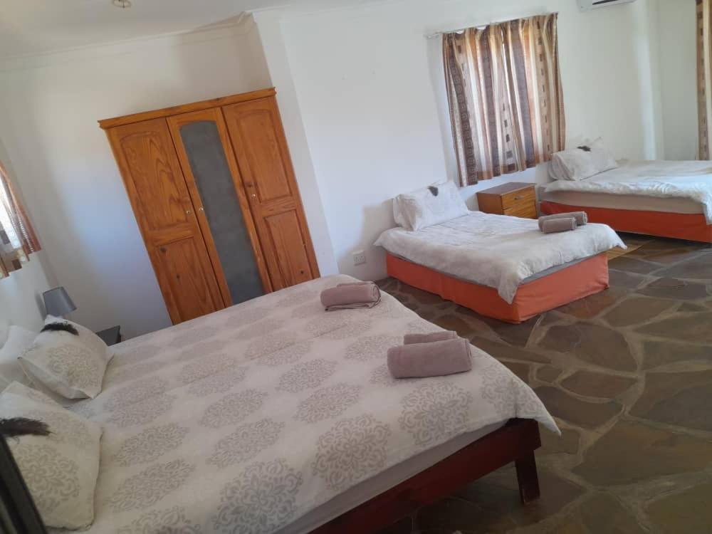 Ombo Rest Camp Hotel Okahandja Ngoại thất bức ảnh