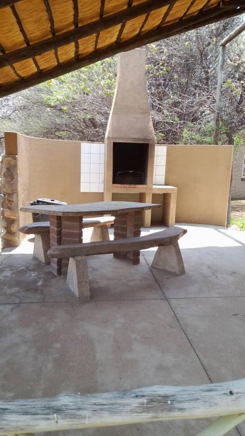 Ombo Rest Camp Hotel Okahandja Phòng bức ảnh