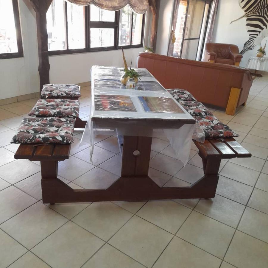 Ombo Rest Camp Hotel Okahandja Ngoại thất bức ảnh