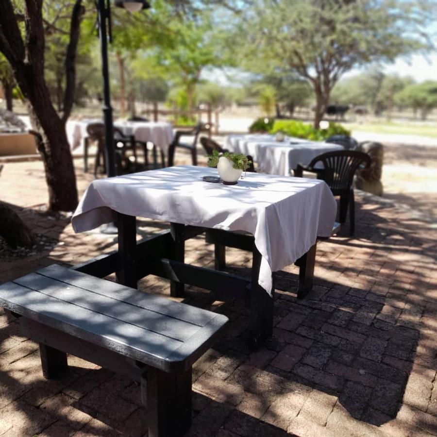 Ombo Rest Camp Hotel Okahandja Ngoại thất bức ảnh